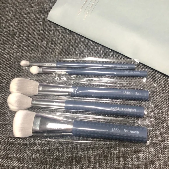 New ✨ Laruce Beauty 5 piece Makeup Brush Set - Picture 6 of 9